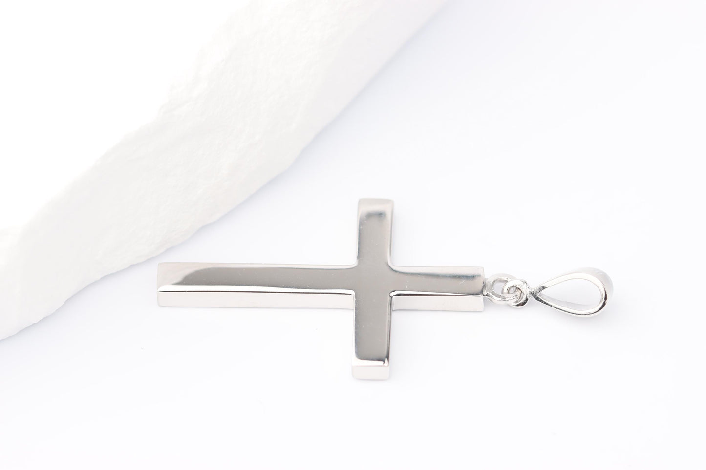 Medium Silver Cross Pendant set with Emerald Gemstone