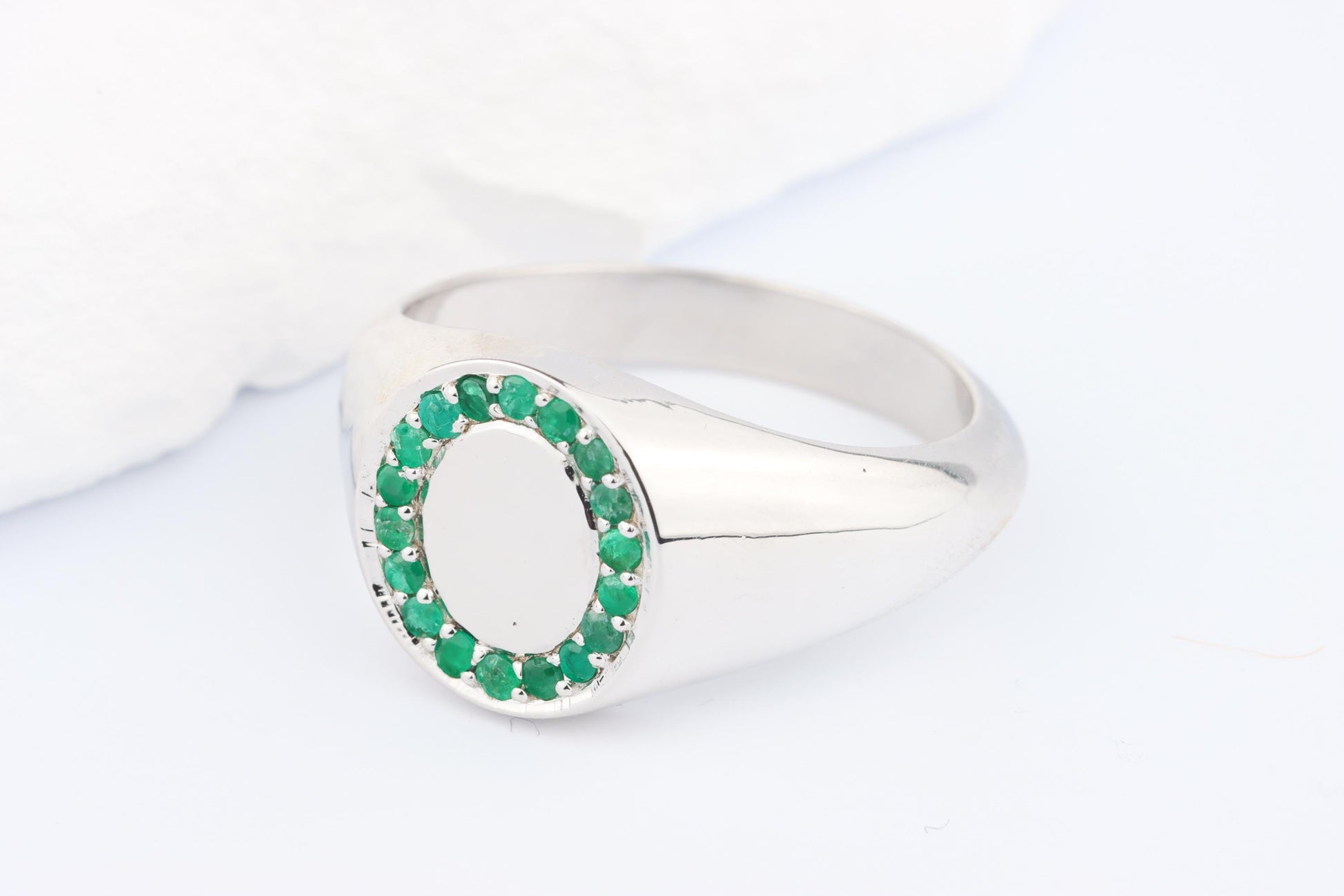 Silver Oval Signet Ring set with Green Emerald Gemstones