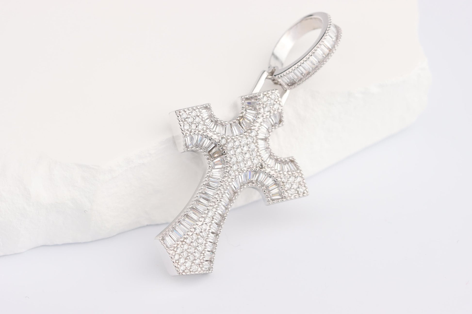 Sterling Silver 925 Medium Chunky CZ Encrusted Arrow Flared Cross Pendant Necklace