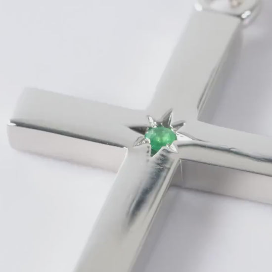 Silver Cross Pendant set with Emerald Gemstone